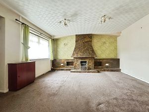 Lounge- click for photo gallery